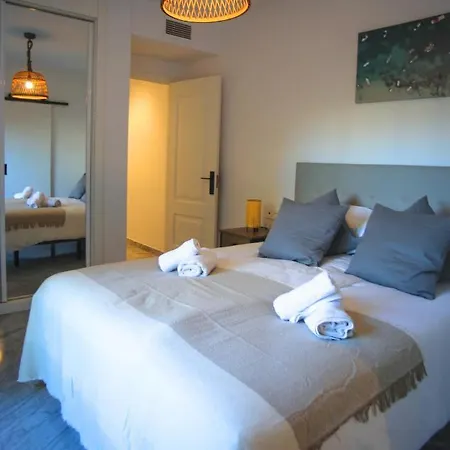 Appartamento Walk To Puerto Banus, 2Br, 2Bth, Pool Marbella Esterno foto